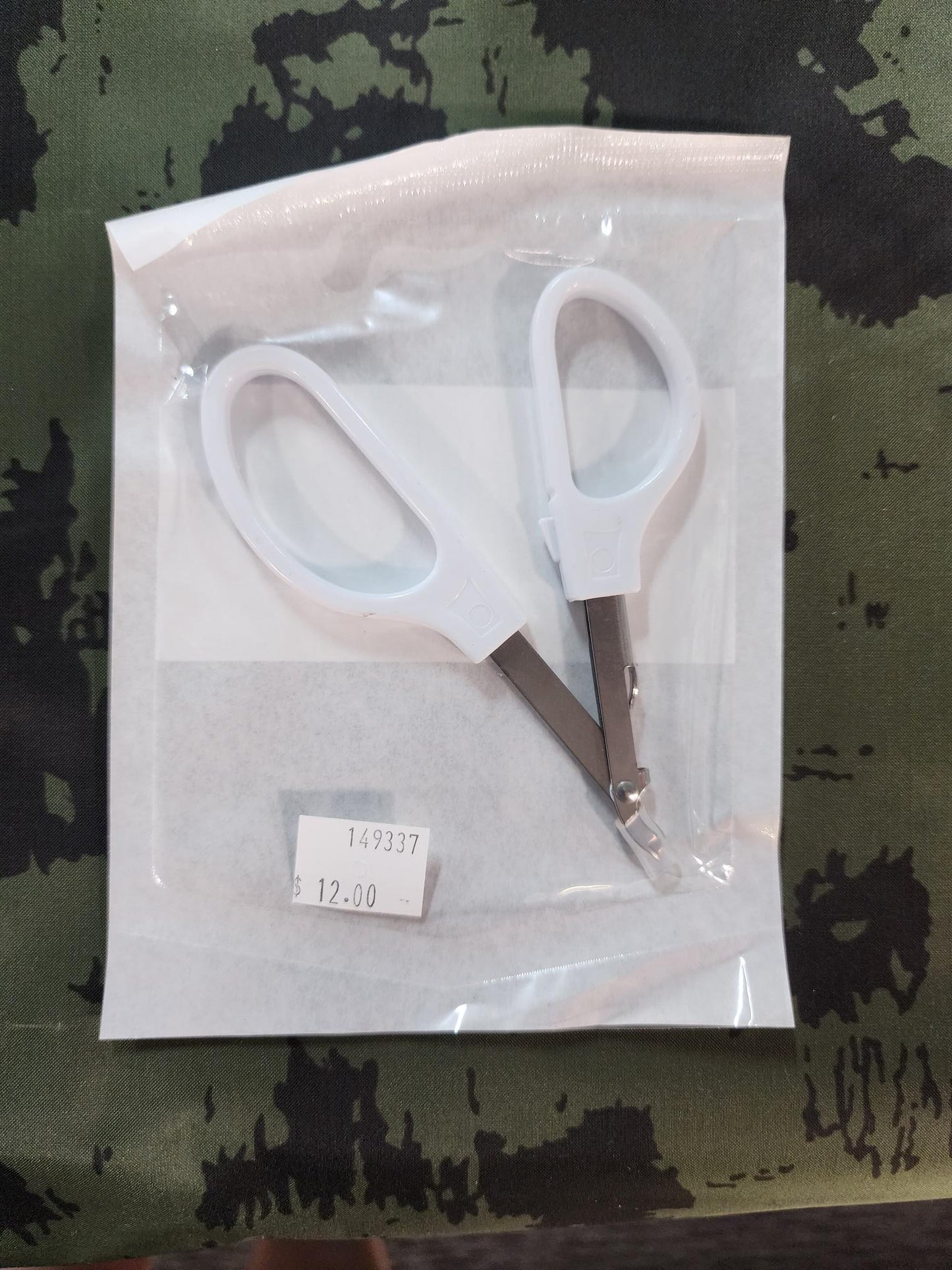 FCO Staple Remover - Fraser Coast Outdoors