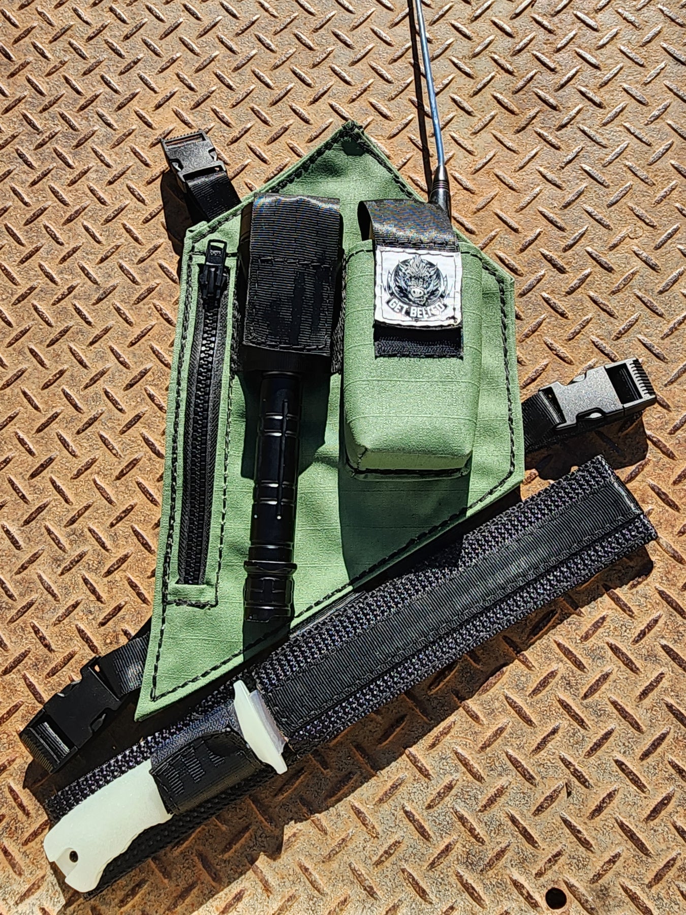 Get Belted GPS Chest Holster with Knife Sheath - Fraser Coast Outdoors