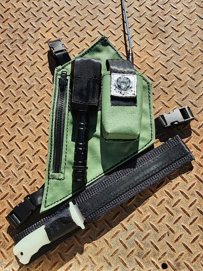 Get Belted GPS Chest Holster with Knife Sheath - Fraser Coast Outdoors