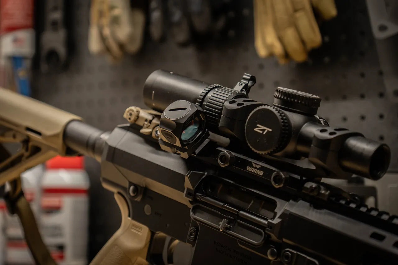 ZeroTech Trace Red Dot H.A.L.O Enclosed Aspherical Reflex Sight